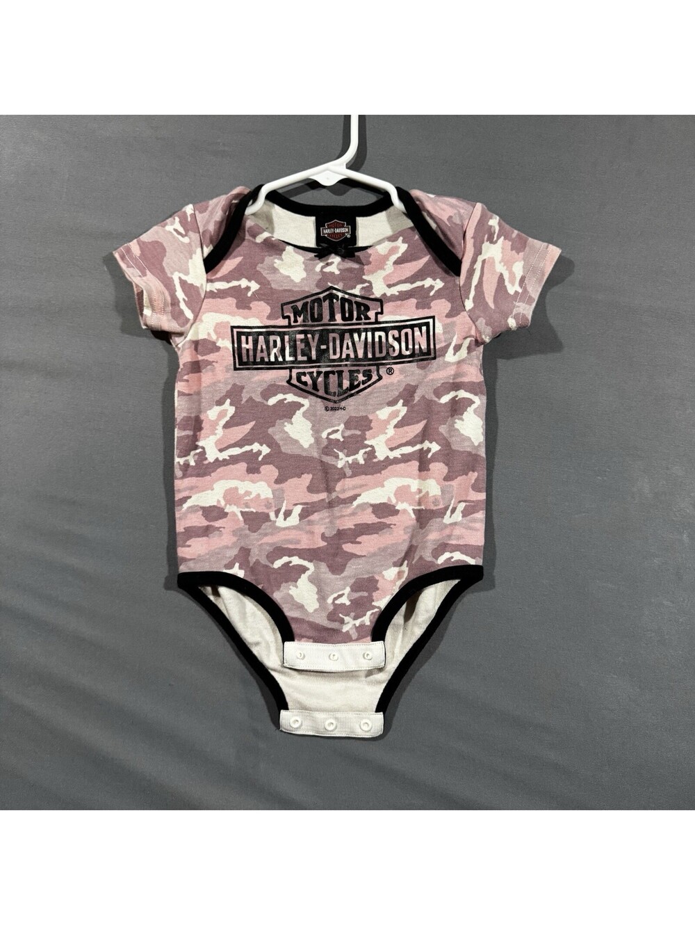 Harley Davidson Infant Girls 12/18M Pink Camouflage Short Sleeve Bodysuit